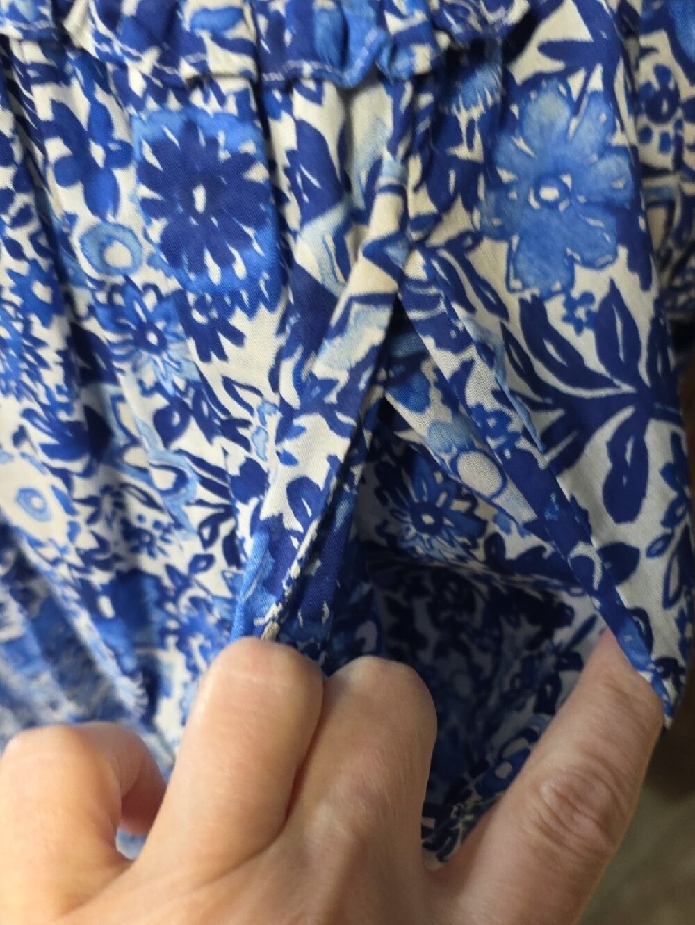 Cara Cara Blue Floral Smocked Midi Dress - Size XS - Picture 5 of 9